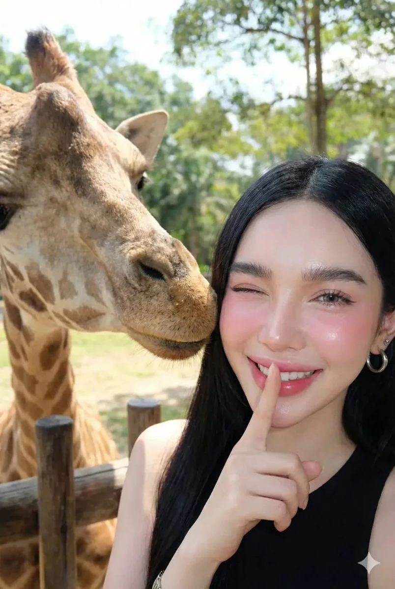 Chic Safari Smiles: A Day at the Zoo