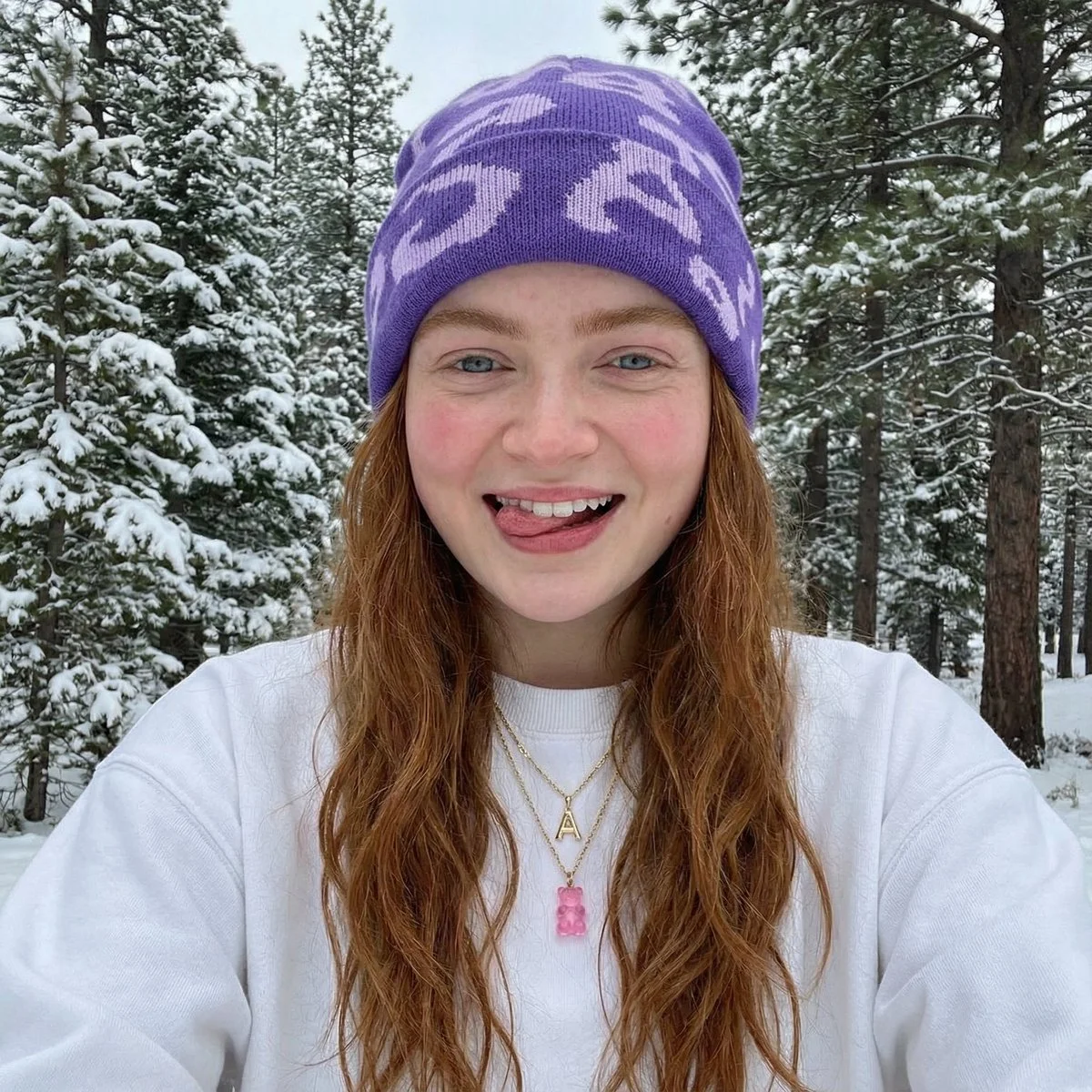 Chic Winter Vibes in a Snowy Wonderland