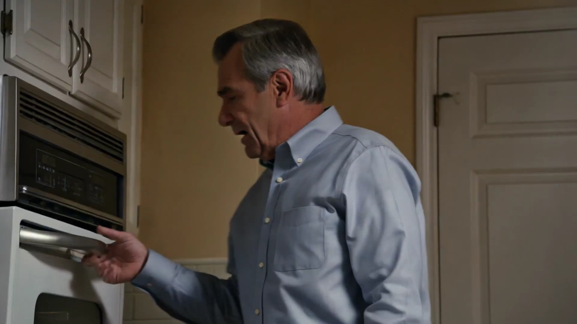 Thirty Years, One Messy Yet Tender Evening