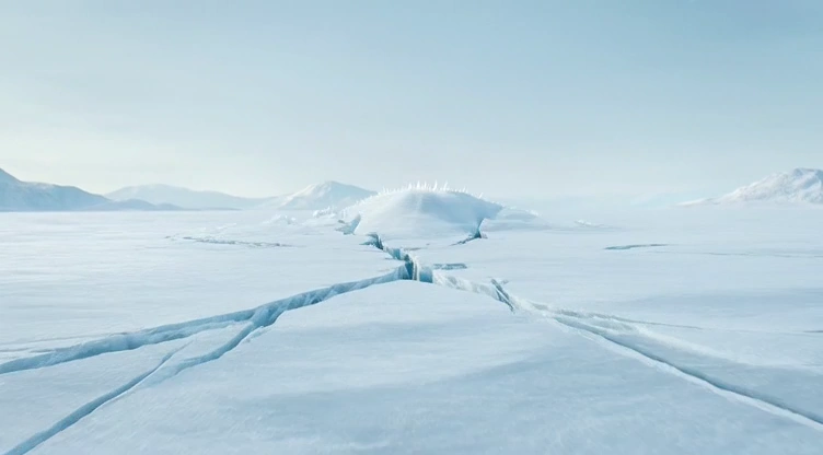 Icy Roar Awakens the Frozen Wilderness