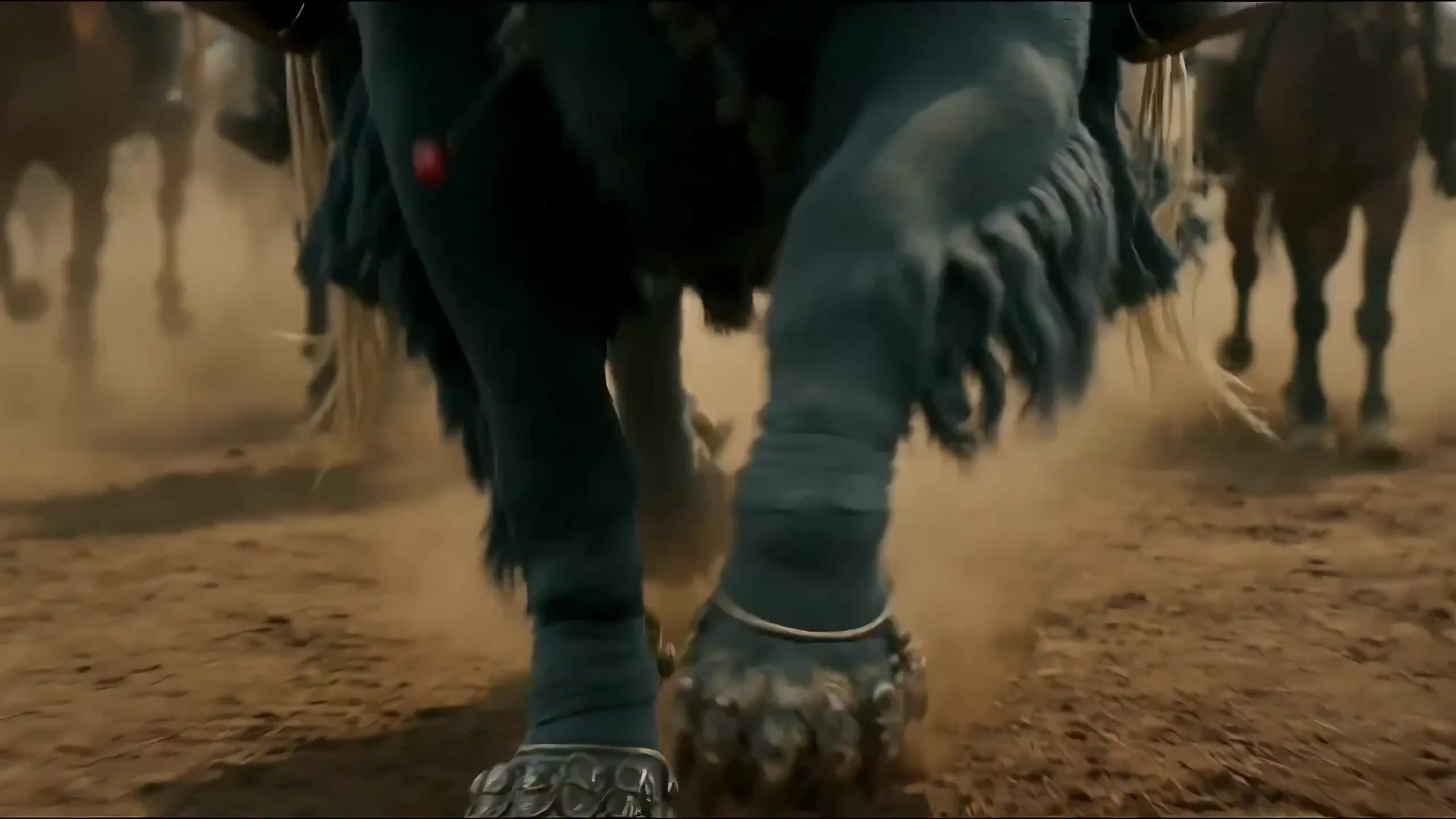 Gritty 35mm Style Battle Moment: Xiang Yu’s Valiant Stand Against the Odds