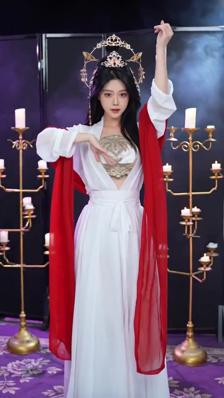 Sequential Transformations in a Traditional Dance Performance