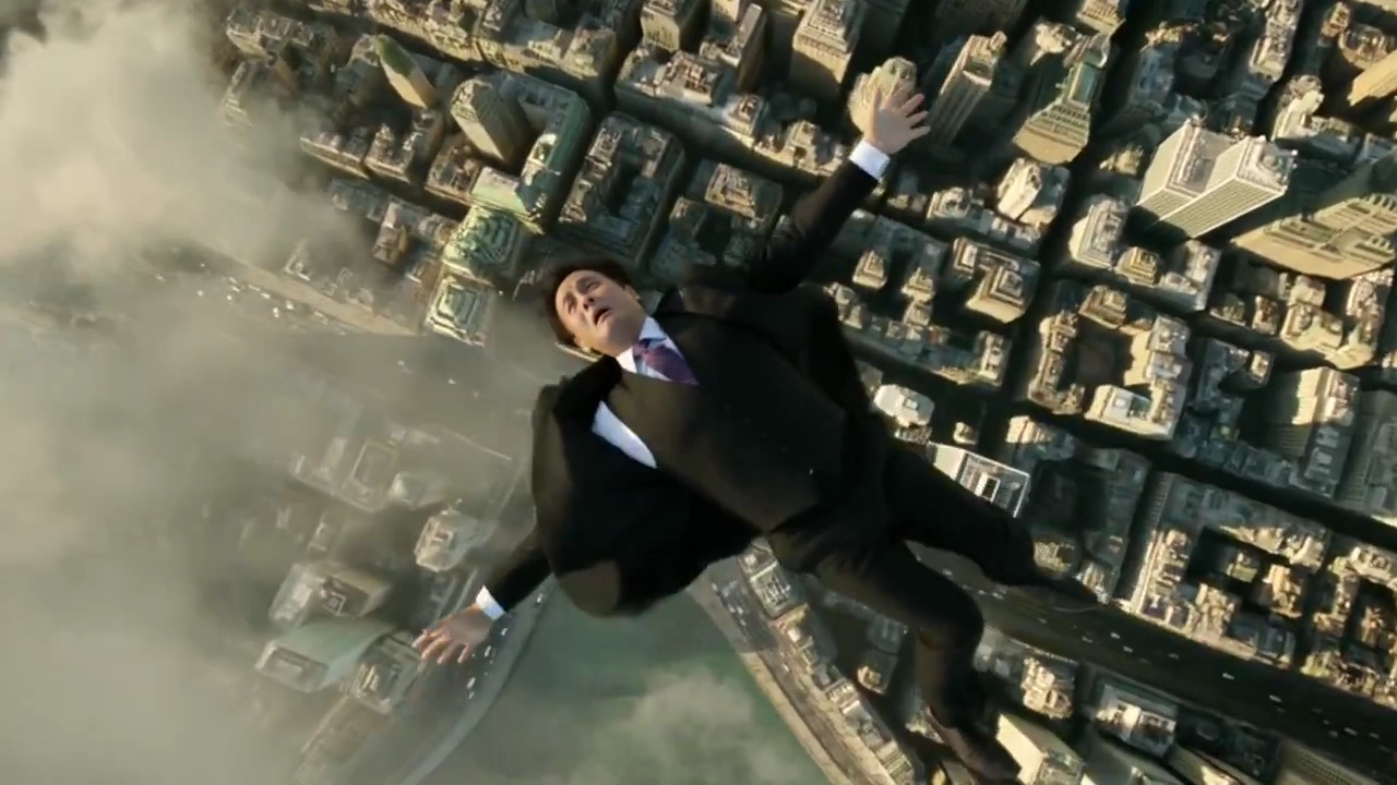 Dynamic Camera Zoom Enhances Free Fall Scene