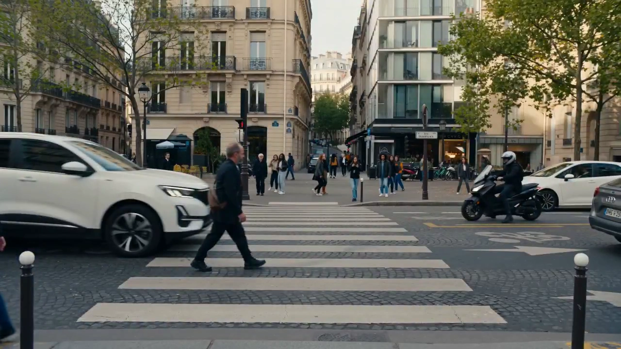 Frozen Moments, Reversed Paths: The Art of Time Control Unfolded