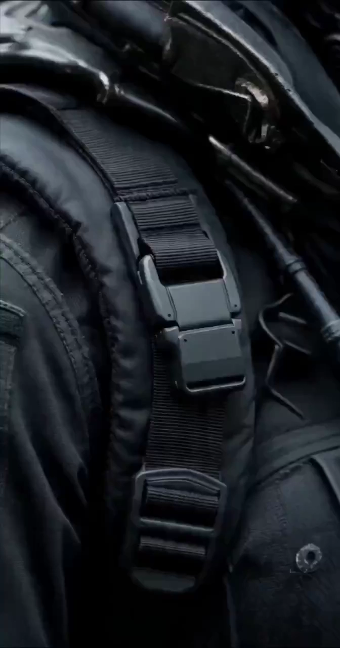 From Tactical Gear to Mecha: A Sci-Fi Action Spectacle