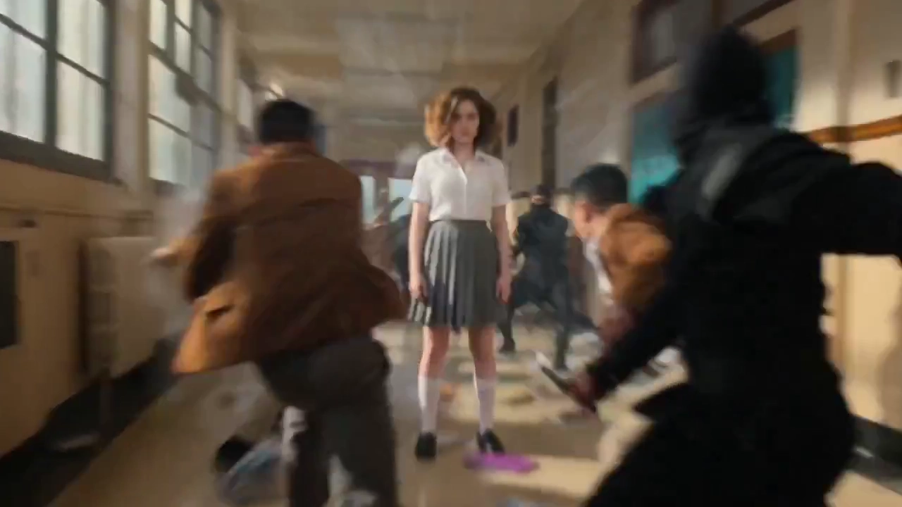 Schoolgirl Defeats Ninjas and Bullies With Psychic Powers