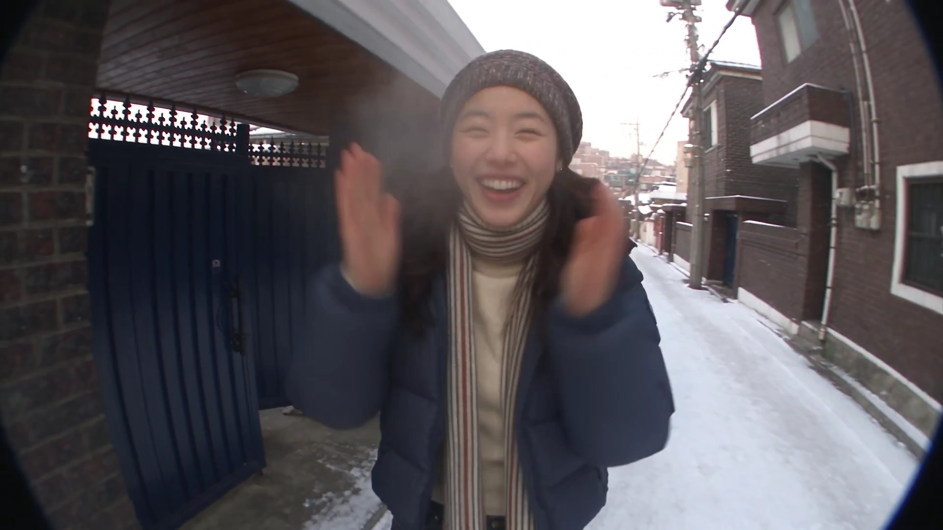 Frosty Streets and Warm Broth: Seoul Morning with a Friend