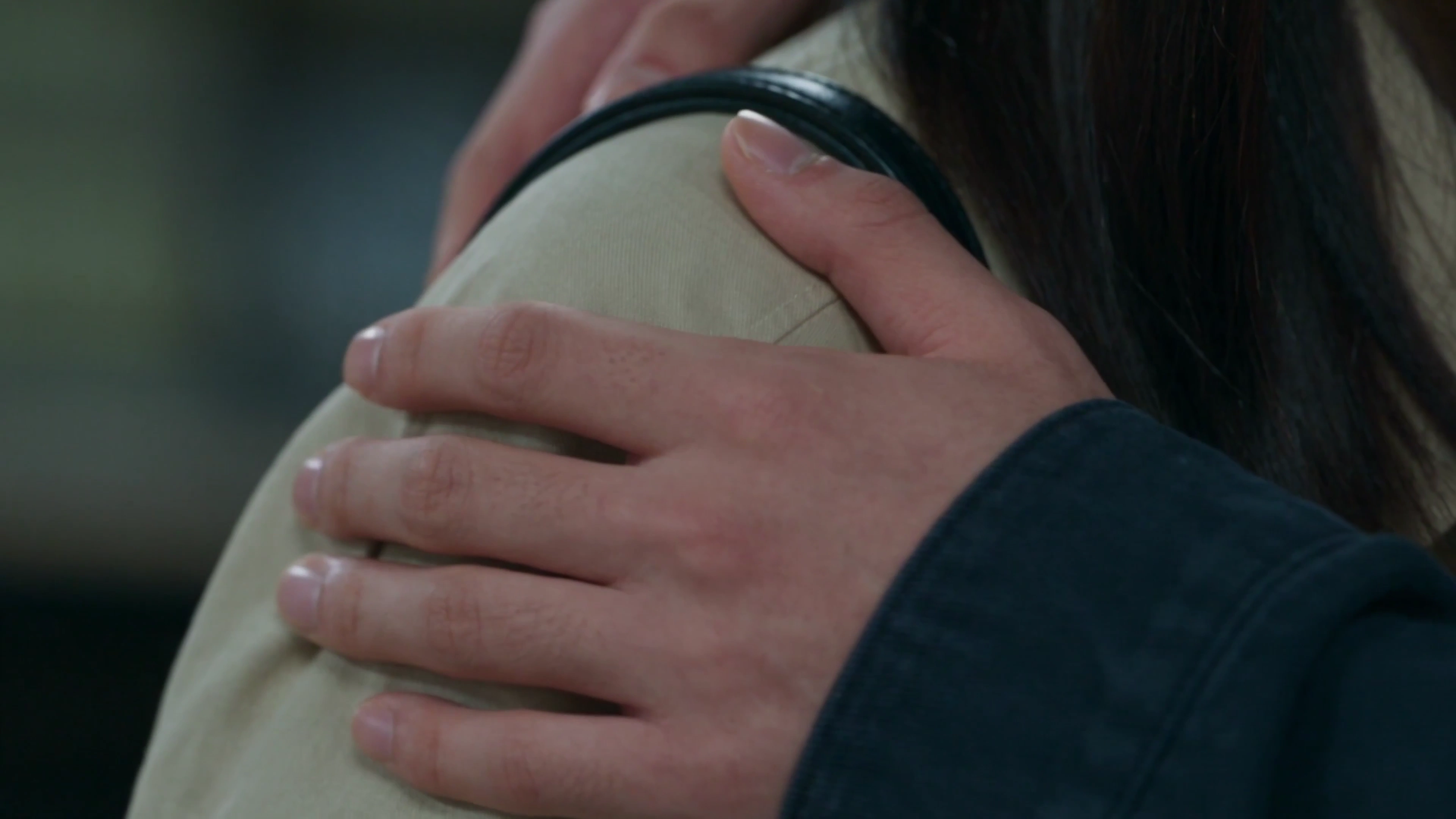 Late-Night Subway Encounter Shatters a Woman's Trust Silently