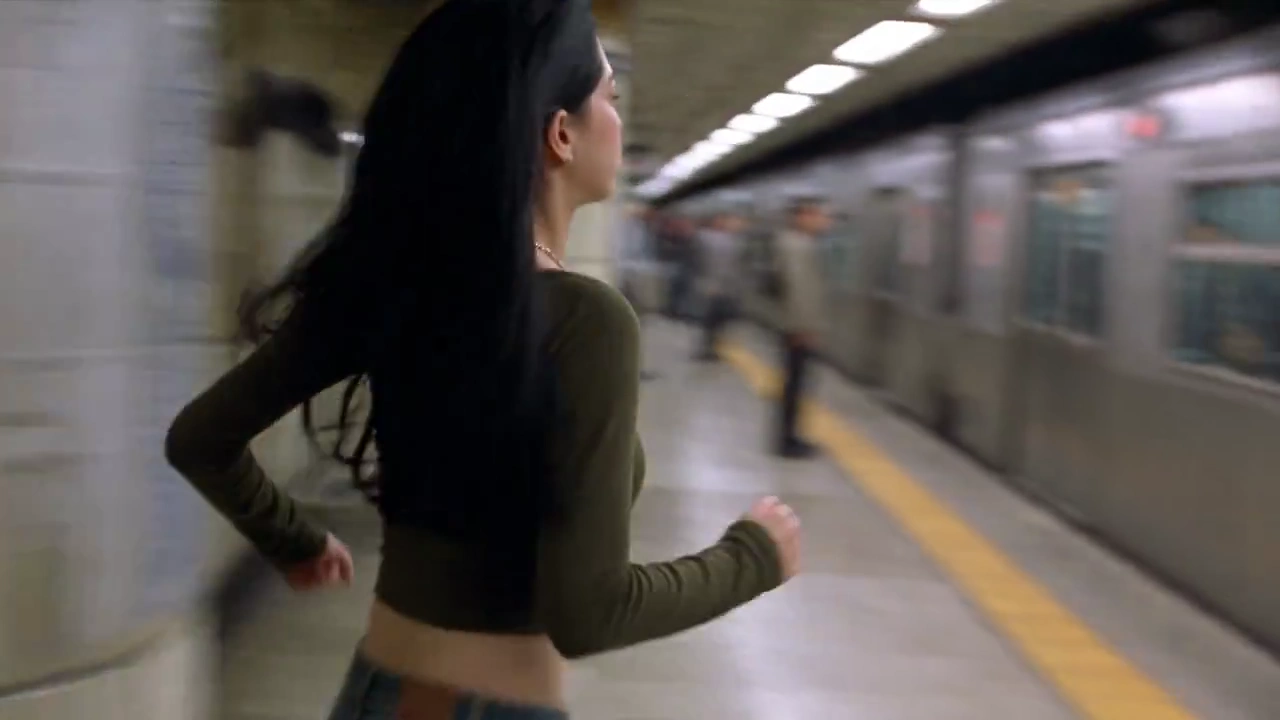 Cracked Door, Snatched Shirt: Subway Prank Backfires on Man