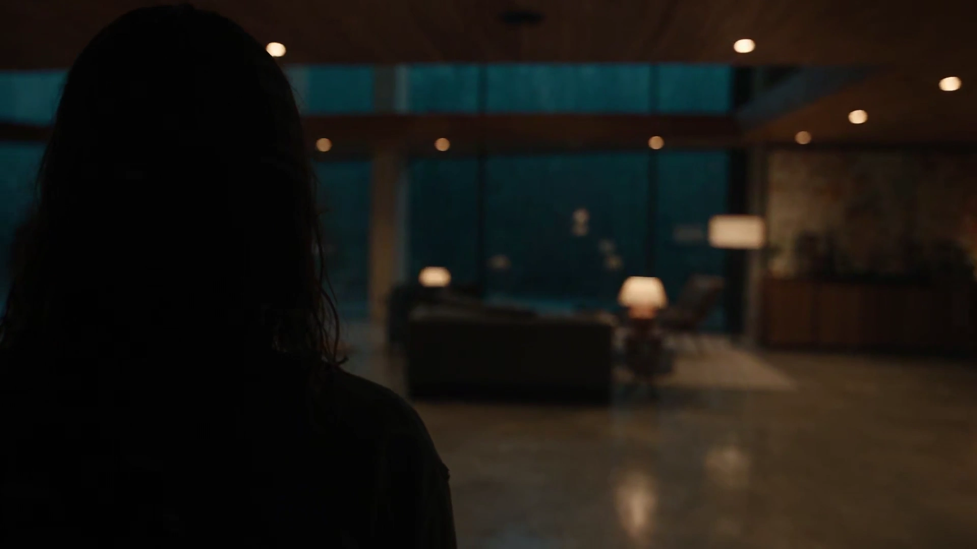 Silent Standoff: Her Hand Closes on Shotgun Before Lightning Reveals Foes
