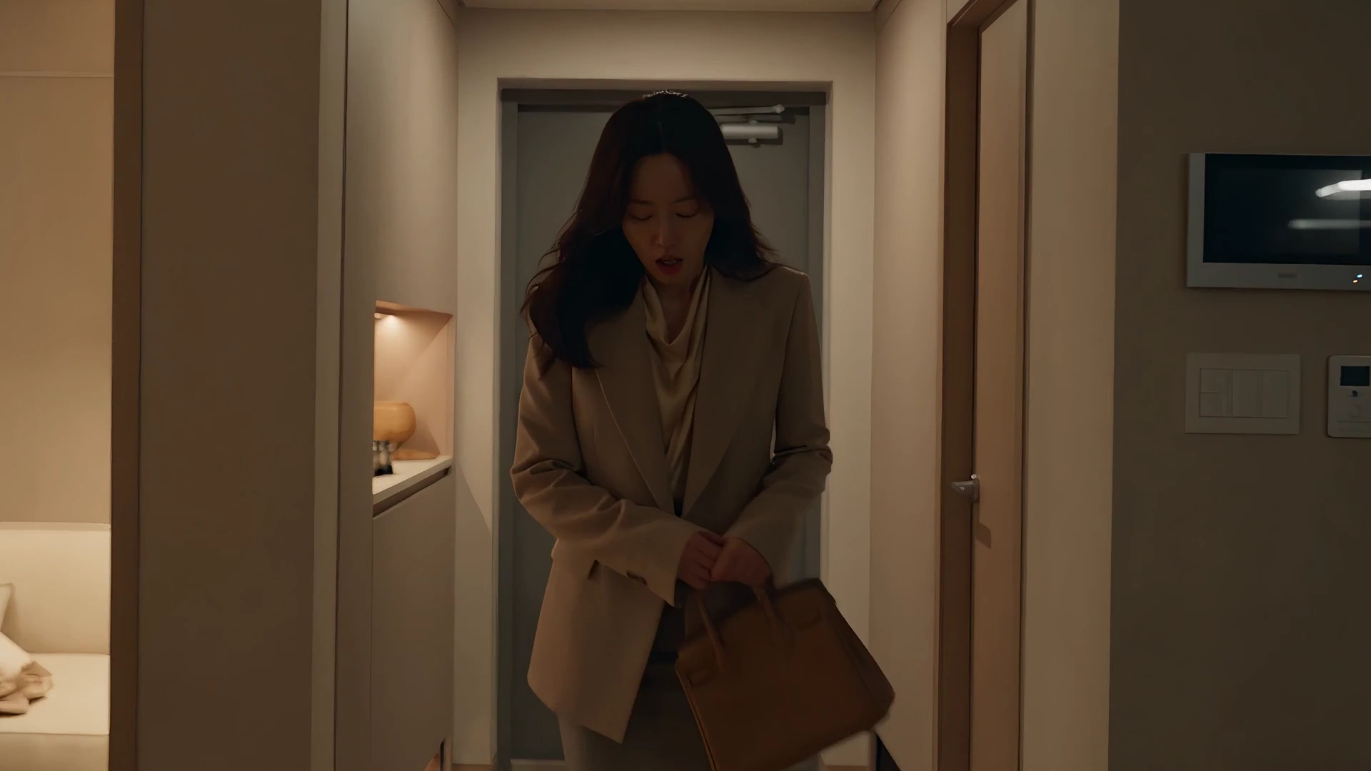 Exhausted Seoul Baddie Trades Blazer for Apron, Then Sleep