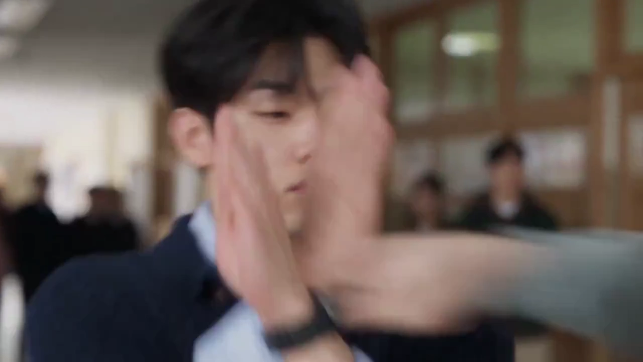 Boy Points Finger Then Girl Spins and Floors Him in K-Drama
