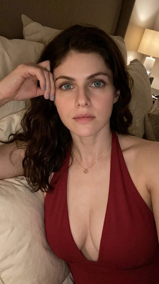 Effortless Grace in a Soft Selfie