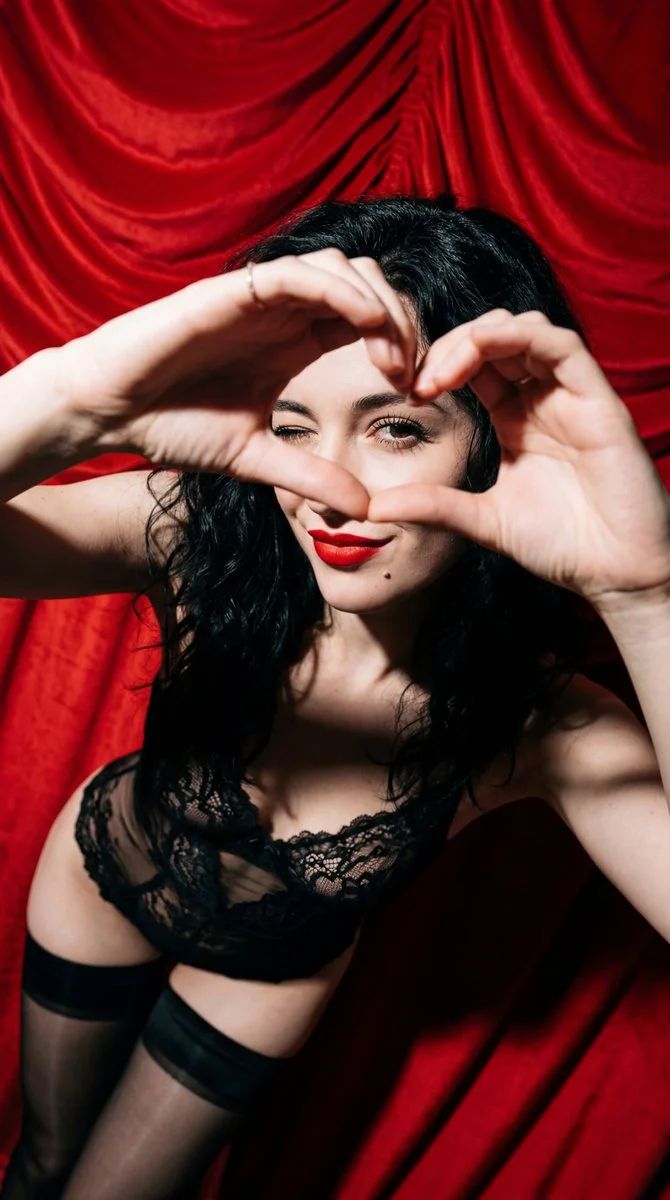 Flirtatious Elegance: A Noir-Inspired Beauty