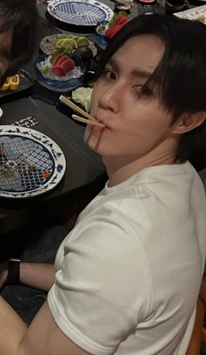 Gemini HD Revival: Flawless Photo Restoration