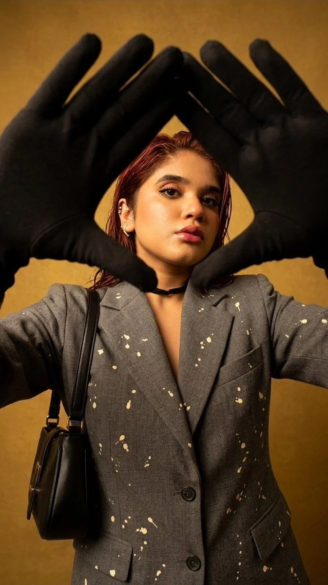 Golden Glow: A High-Fashion Visual Masterpiece