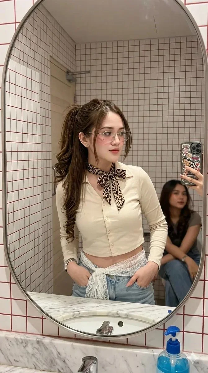 Mirror Selfie in Hyper-Real Detail