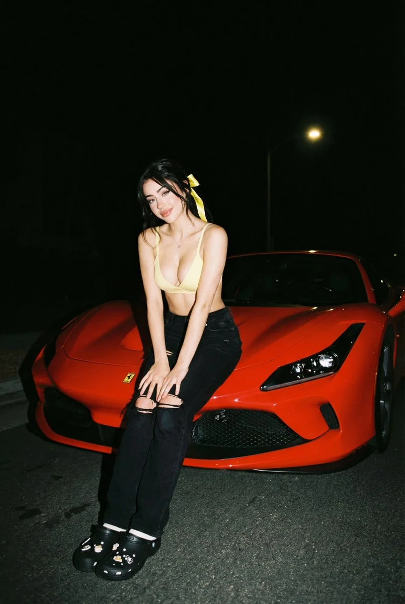 Nighttime Elegance: A Bold Encounter