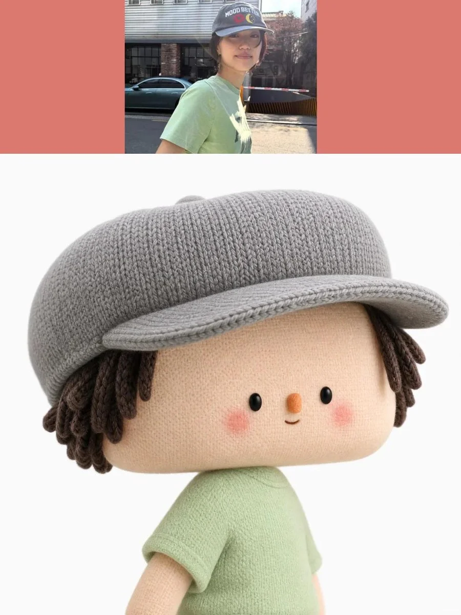 Photo transforms into a chunky knitted collectible toy bust