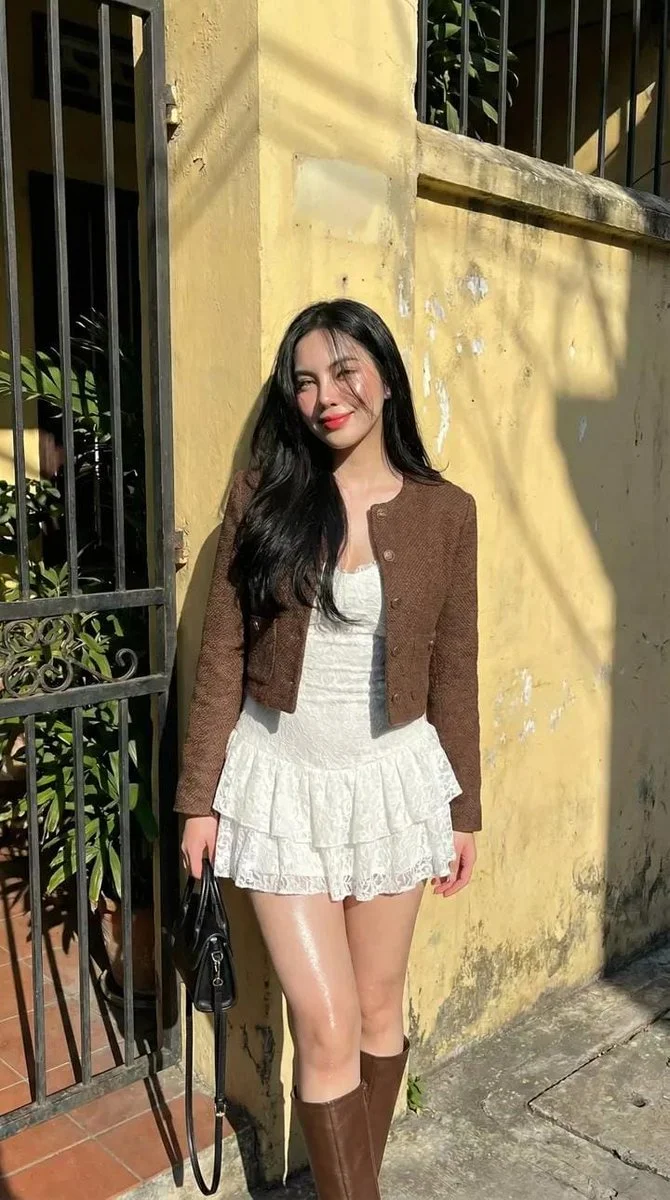 Radiant Gloorv: A Street Style Moment