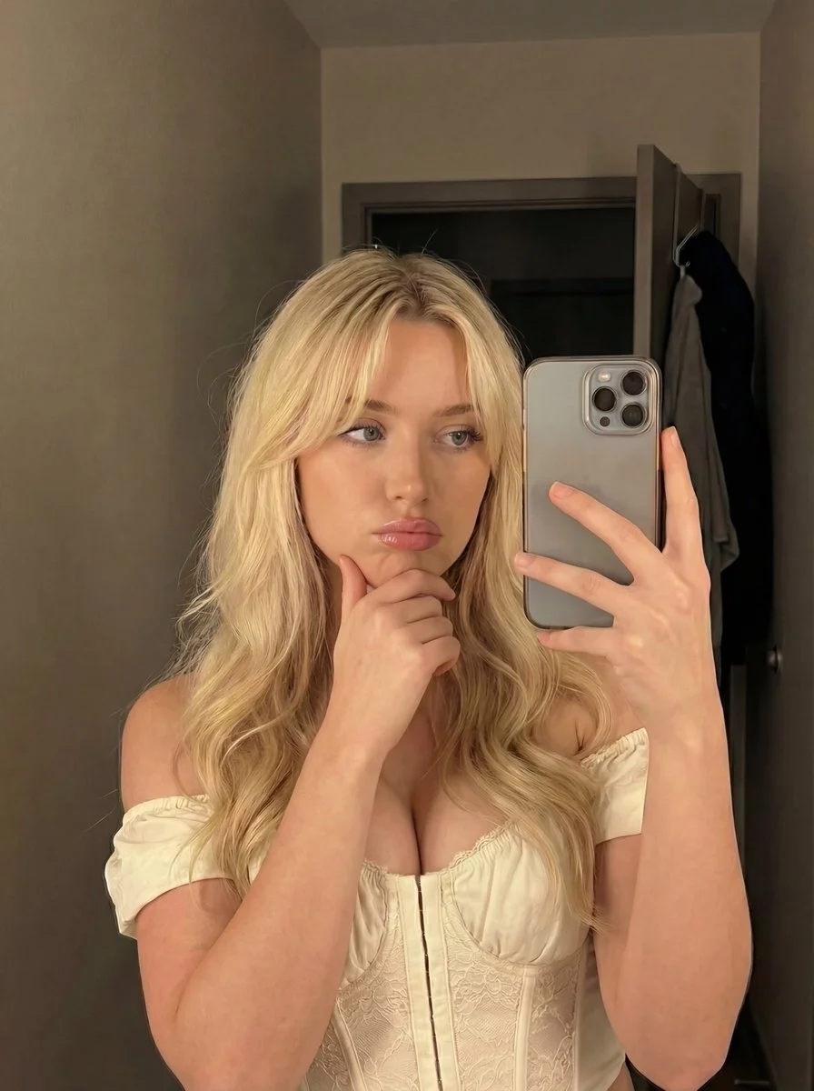 Sultry Elegance in Cream and Gold