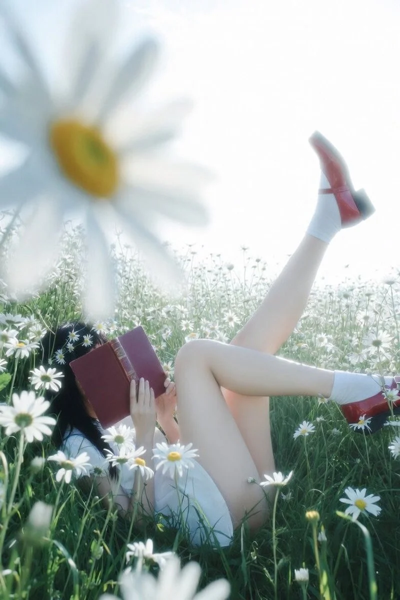 Whispers of Nature: A Soft Summer Reverie