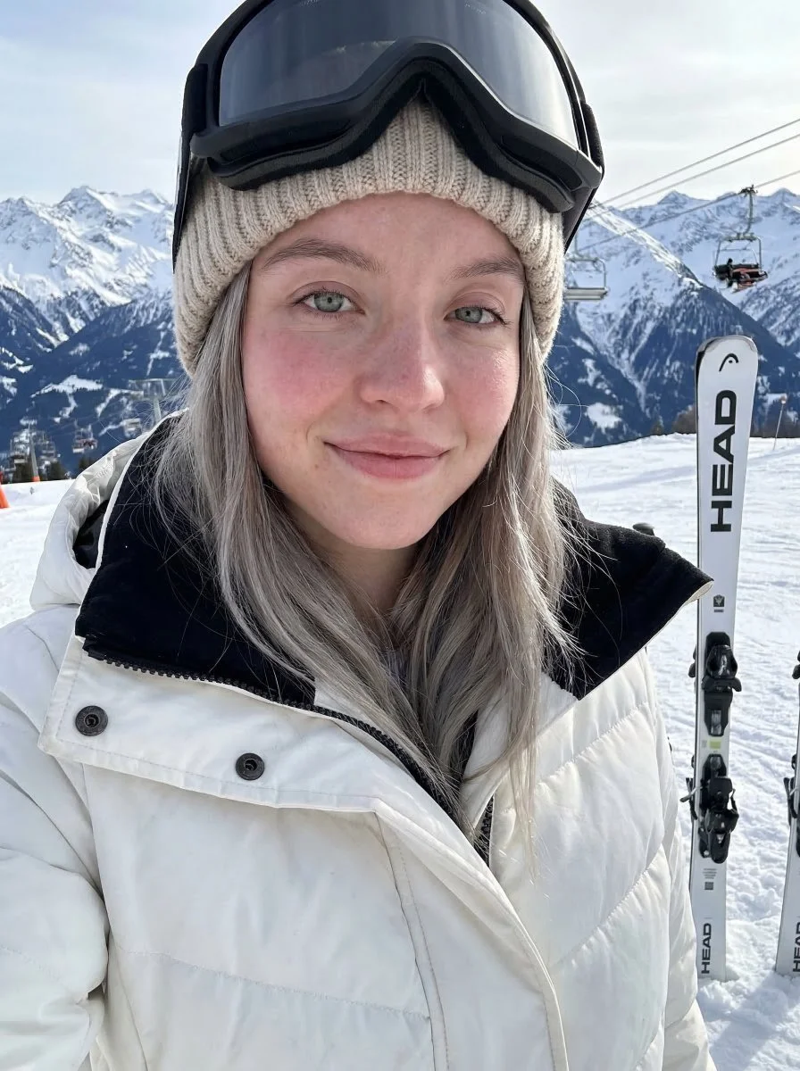 Winter vibes captured in 8K: Sydney Sweeney's snowy selfie
